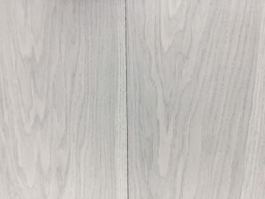 R105 Smooth Grey Stained Oak